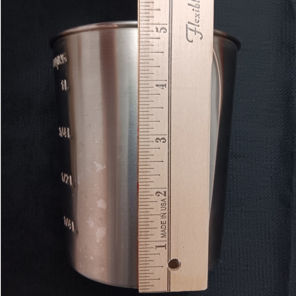 Waring Pro Juice Extractor Stainless Steel 1 Liter 32 oz Measuring Cup JEX328 - Picture 4 of 6
